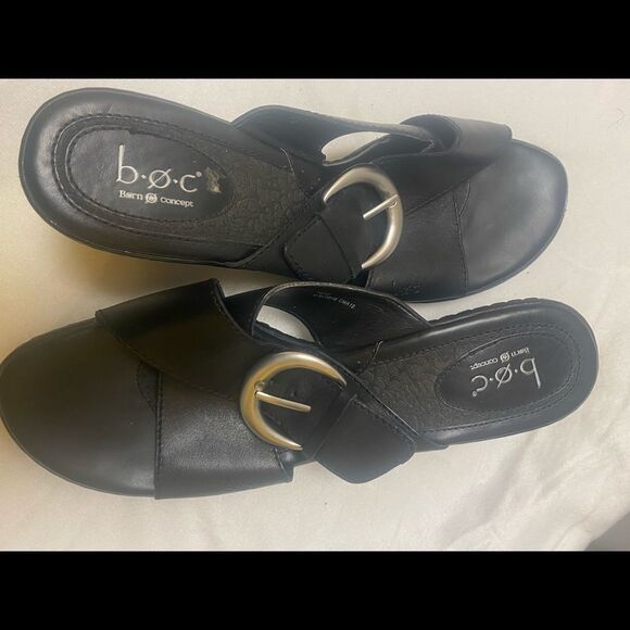 Unlisted Buckle Black Sandal - Picture 5 of 6